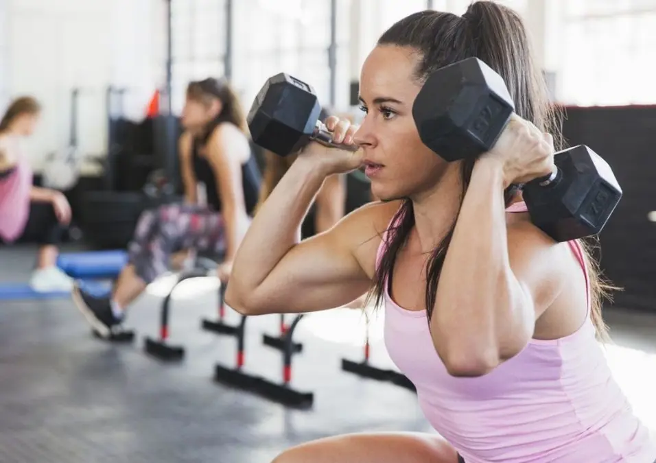 جدول تمارين المقاومة والكارديو للنساء